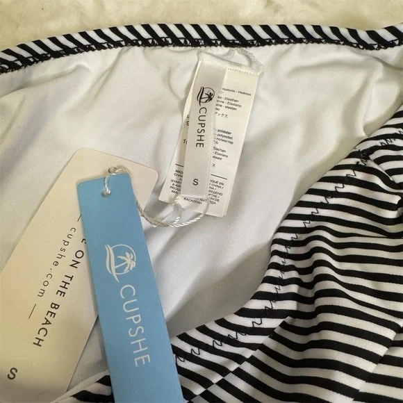 CUPSHE Ruffle Bandeau Bikini With High Waisted Bottom NWT SM Peach Black White - Picture 14 of 17